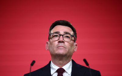 Burnham se dit ouvert à des excuses officielles du Royaume-Uni sur l'esclavage