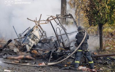 Ukraine: une frappe russe contre deux bus fait au moins 30 morts dans l'est
