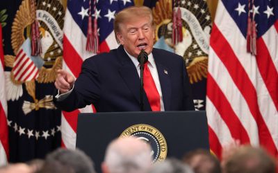 Trump choisit la commentatrice conservatrice Katie Zacharia comme porte-parole
