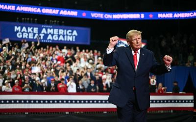 Trump accuse les Houthis de faire monter le prix du pétrole avant les élections américaines