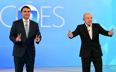 Présidentielle au Brésil: ultime débat plus policé mais sans concession entre Lula et Bolsonaro