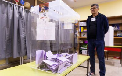 En Serbie, forte mobilisation aux législatives, sous forme de «référendum anti-Vucic»