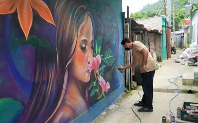 Des Salvadoriennes effacent par l’art la violence des gangs