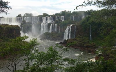 Argentine: brève fermeture des chutes d'Iguazu en raison d'alertes de crue liées à El Niño