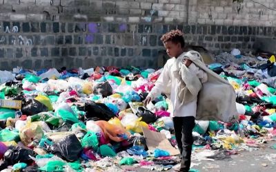 Yémen: Taëz sous le siège et sous les ordures