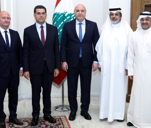 Joseph Aoun salue la tenue du Forum arabe des médias à Beyrouth