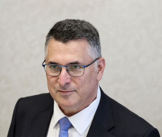 Gideon Saar: Israël veut la paix avec le Liban mais doit «neutraliser» le Hezbollah