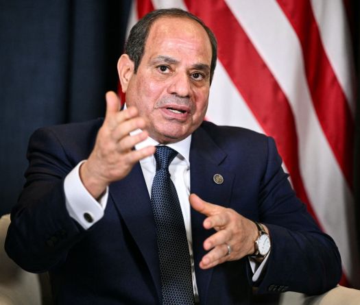 Égypte: Sissi appelle à mettre fin à l'«escalade» dans la région, après l'attaque de drone à Damiette 