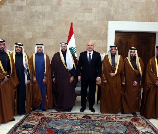 Le ministre qatari à Beyrouth: soutien économique et politique continu