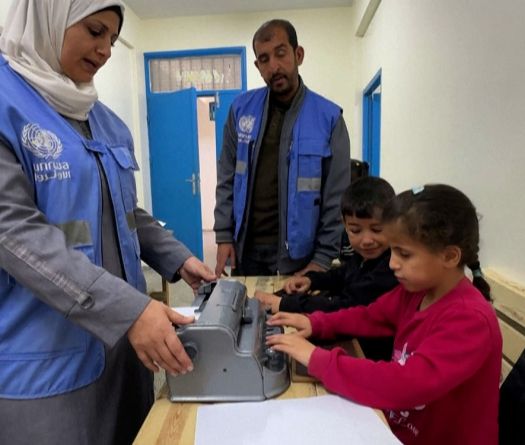 Gaza&nbsp;: privés de la vue, ces enfants retrouvent les mots