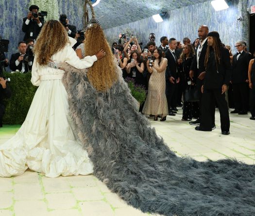 Au Met Gala, la mode s'érige en art, sans faire de folie