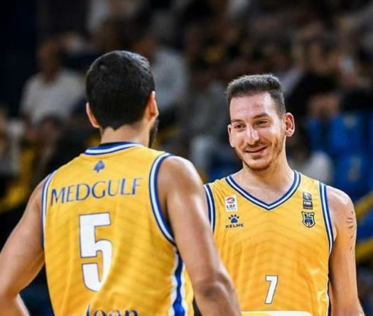 Basket: Riyadi démarre en trombe et étouffe Tadamon Hrajel