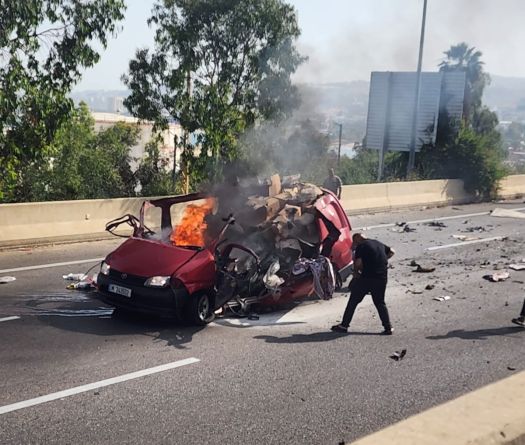 Frappe israélienne visant une voiture sur l'autoroute au sud de Beyrouth