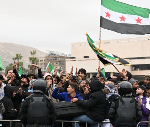 Damas : les Syriens célèbrent une nouvelle ère