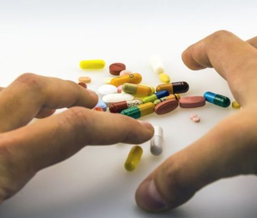 L’automédication, l’autre danger invisible de la guerre