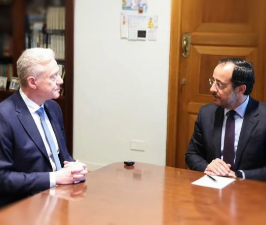 À Chypre, Raggi évoque l'après-Finul et le monopole des armes avec Christodoulides