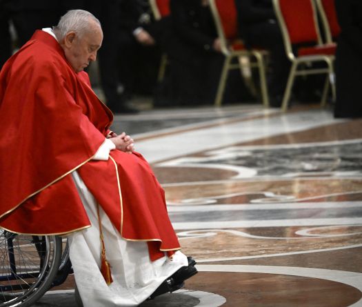 Le Pape François appelle à prier pour le Liban et la paix mondiale depuis l'hôpital