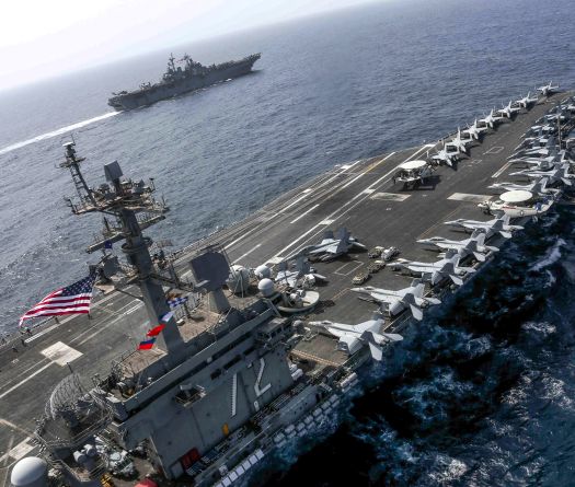 Le porte-avions américain Abraham Lincoln est arrivé au Moyen-Orient