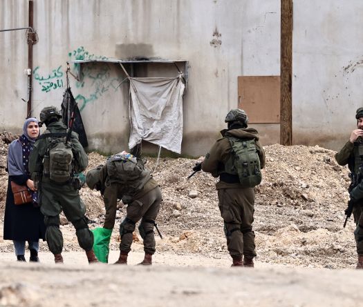 Cisjordanie: Israël vide des camps de réfugiés, interdit leur retour