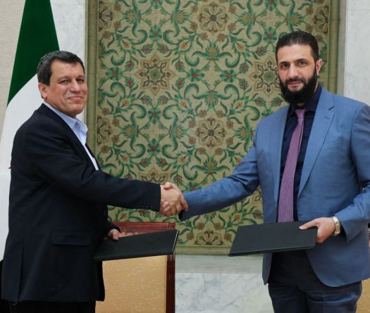 En Syrie, l'administration kurde désormais intégrée dans celle de l'État