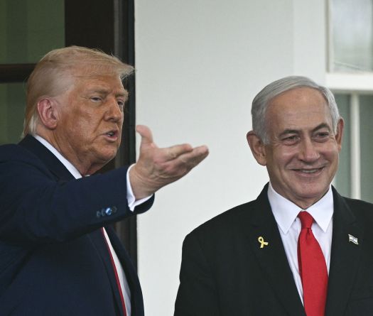 Nucléaire: Les pourparlers avec l'Iran reprendront jeudi, annonce Trump après un entretien avec Netanyahou