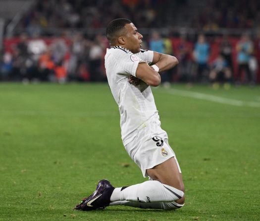 Mondial des clubs: Mbappé toujours en salle d'attente