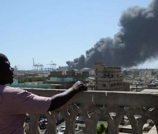 Soudan : une nouvelle attaque de drones des paramilitaires vise l’aéroport de Khartoum 
