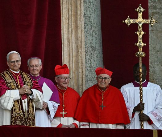 Réactions à l'élection du pape Léon XIV