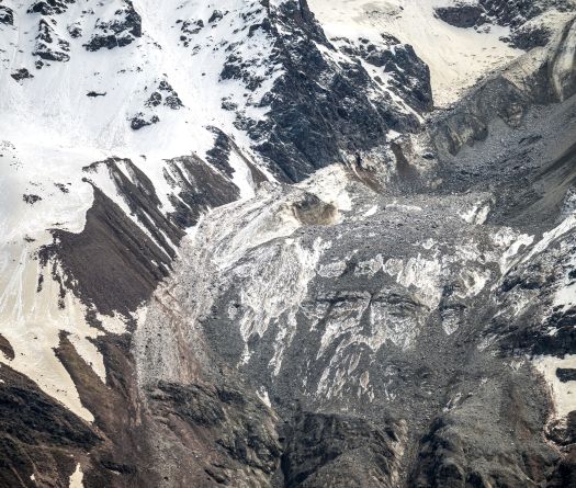 Après l’éboulement, la menace d’un lac artificiel inquiète la  Suisse
