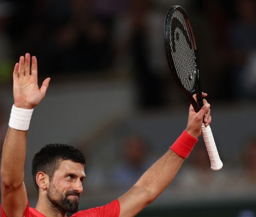 Roland-Garros: Sinner et Djokovic passent en trois sets