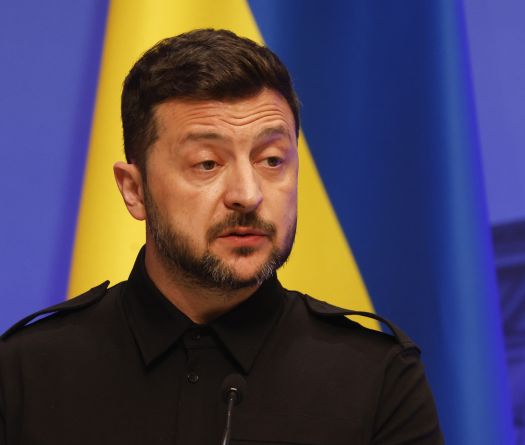 Zelensky de retour dans le Bureau ovale, six mois après y avoir été humilié