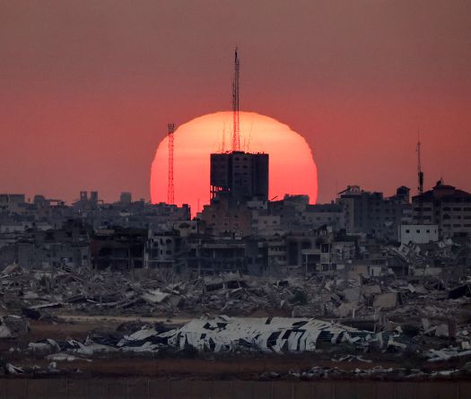 Gaza: Netanyahu veut déraciner le Hamas, qui évalue des \