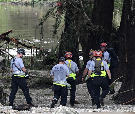 Près de 80 morts dans les inondations au Texas, l'espoir de retouver des survivants s'amenuise