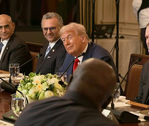 Trump annonce des droits de douane de 50% sur le cuivre et menace de punir le Brésil