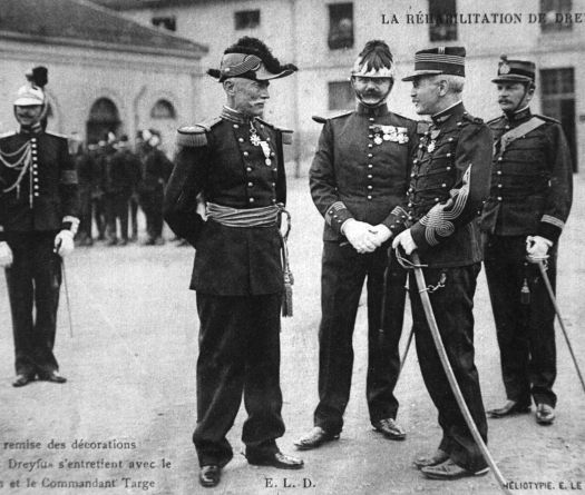 Macron instaure une journée annuelle de commémoration pour la réhabilitation de Dreyfus