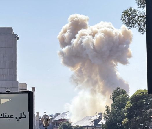 La communauté internationale réagit aux frappes israéliennes en Syrie