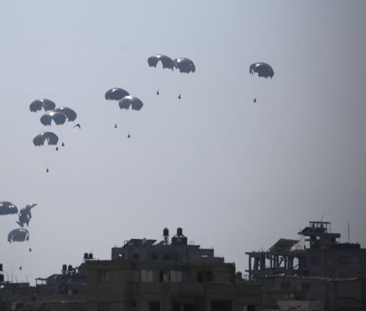 La France larguera 40 tonnes d'aide sur Gaza à partir de vendredi 
