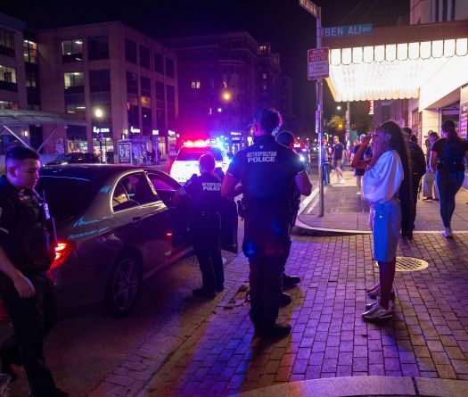Trump menace Baltimore d'envoyer la Garde nationale contre une criminalité qui la \