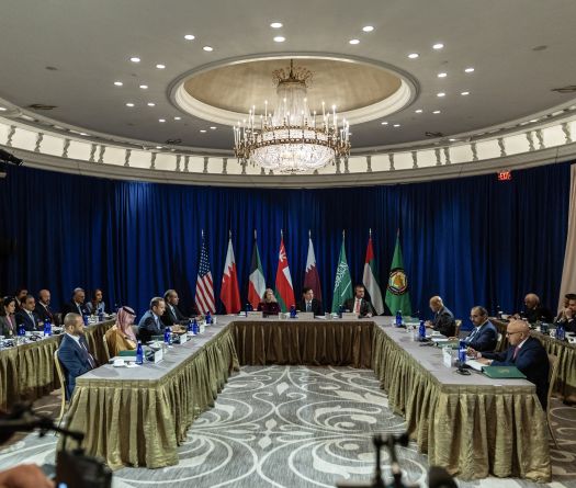 Les États du Golfe, spectateurs anxieux d'une paix américano-iranienne