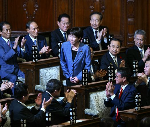 La conservatrice Sanae Takaichi devient la première femme Premier ministre du Japon