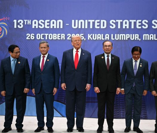 Commerce et minéraux critiques: les accords signés par Trump en Asie du Sud-Est