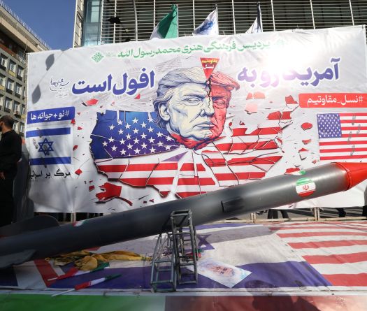 Trump menace d'agir «de manière très forte» si l'Iran exécute des manifestants