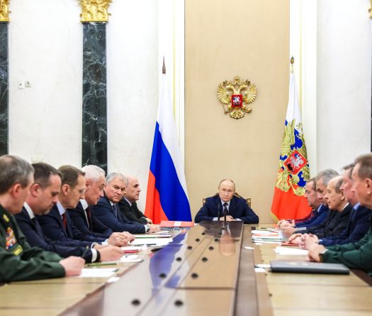 Poutine dit envisager de reprendre les essais nucléaires russes après les propos de Trump