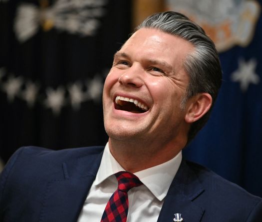 Polémique au Pentagone: Hegseth pointé du doigt pour des messages sensibles sur le Yémen