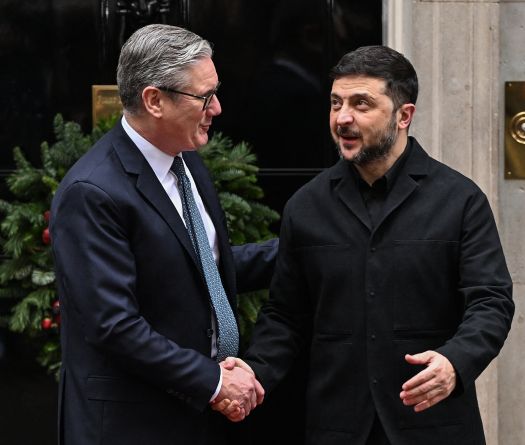 Starmer accueille Zelensky, Merz et Macron pour des discussions sur l'Ukraine