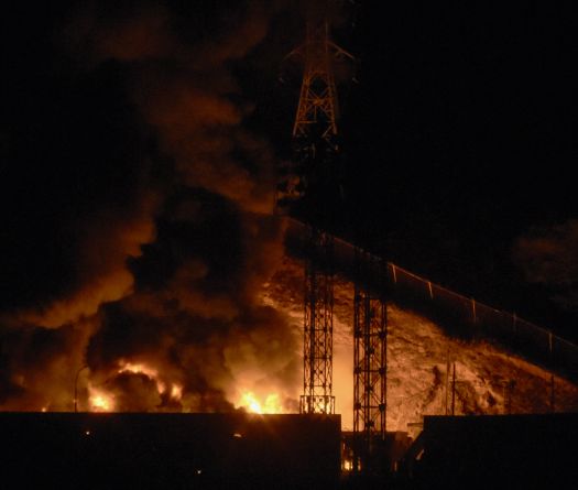 Les Etats-Unis mènent des frappes militaires contre le Venezuela