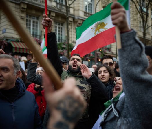 Iran: Trump évoque des «options militaires très fortes»