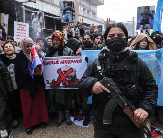 Syrie: forces kurdes et armée font état de nouveaux combats à l'est d'Alep