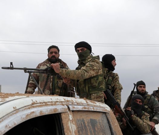 Damas déploie des roquettes et des milliers de soldats à la frontière libanaise