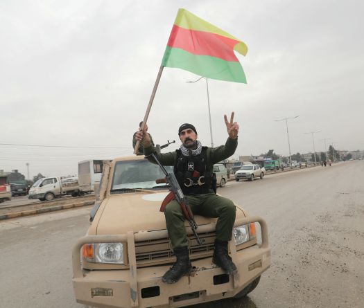 Syrie: Hassaké, sous couvre-feu, attend les forces gouvernementales